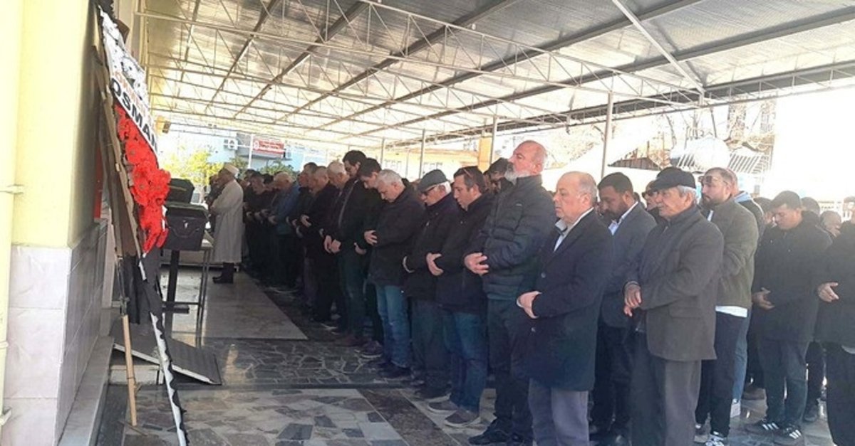 İzmir'de acı olay! Anne-kız evlerinde ölü bulundu