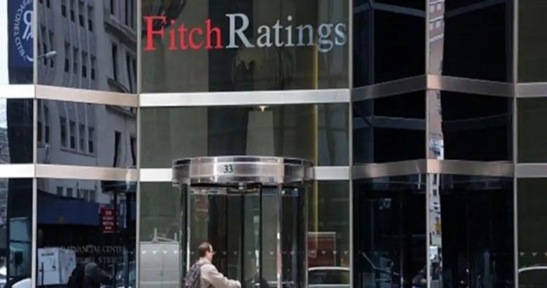 Fitch 20 Türk bankasının görünümünü yükseltti
