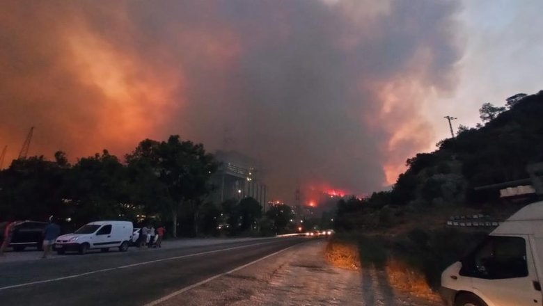 Milas’taki yangınlarda alevler Kemerköy Termik Santrale sıçradı