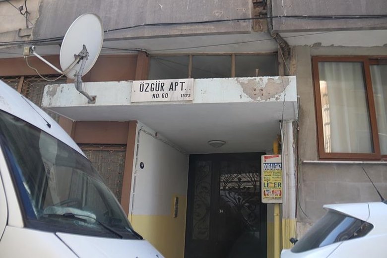 İzmir’deki tüyler ürperten olayda yeni detaylar! Komşular: Huzurevine yatırıldı sanıyorduk