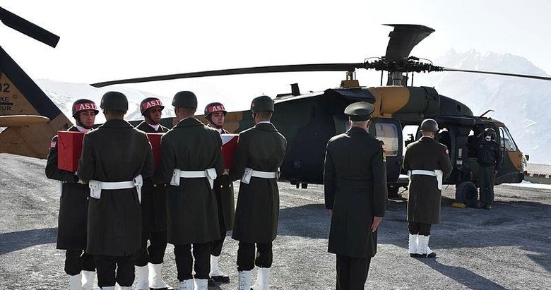 Şehit asteğmen Abdullah Kürşat Kupşen’in cenazesi İzmir’e uğurlandı