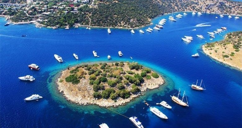 Türkiye’nin tek ’mavi’ ili Muğla aşılamada hız kesmiyor