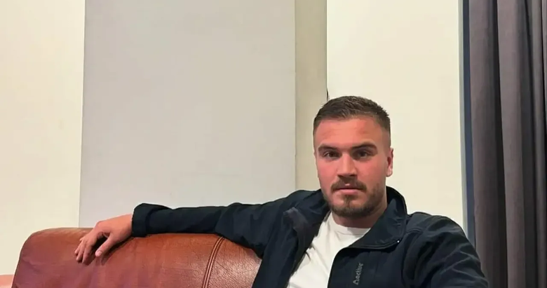 Direğe çarpan sürücü olay yerinde öldü