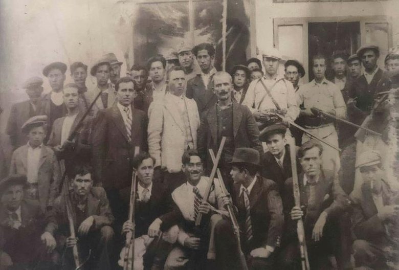 Dikili’de 1937 yılında yapılan tarihi Avcılar Kulübü binası yıkılıp katlı otoparka dönüşecek! CHP’li belediyeye tepki