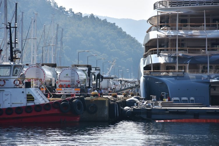 Muğla Marmaris’teki lüks yat ’Flying Fox’un deposu bir servete doluyor