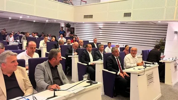 buca-belediyesinde-32-milyar-liralik-kara-tablo-ak-partiden-sert-cikis-bu-borcu-yapanlardan-hesap-sorulsun-1786094686874.png
