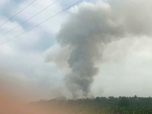 Sakarya’da havai fişek fabrikasında patlama! İçeride 100 kişiden fazla çalışan var!