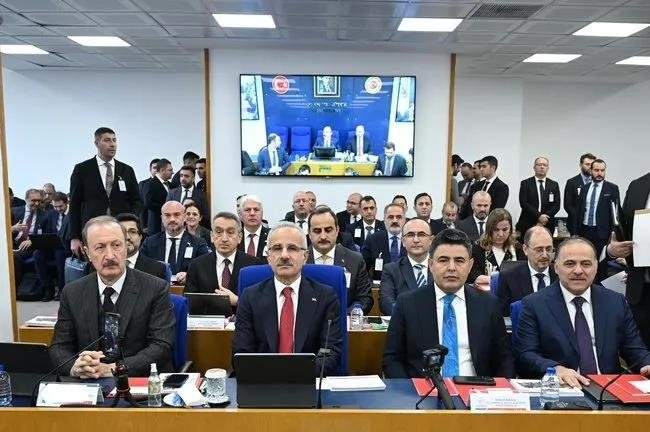 Bakan Uraloğlu: İsrail’e ihracat yok! 624 kodlu hiçbir ürüne izin vermiyoruz