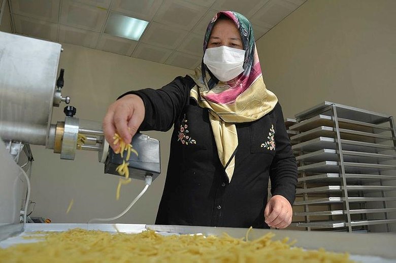 Satın aldığını beğenmedi kendi üretti! Şimdi siparişlere yetişemiyor