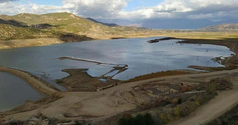 Beydağ Barajı ve Gölcük’te su seviyesi alarm veriyor