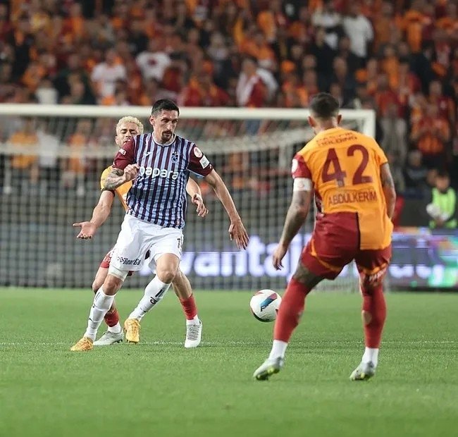 Dev maç berabere bitti! Galatasaray-Trabzonspor derbisinde gol sesi çıkmadı...