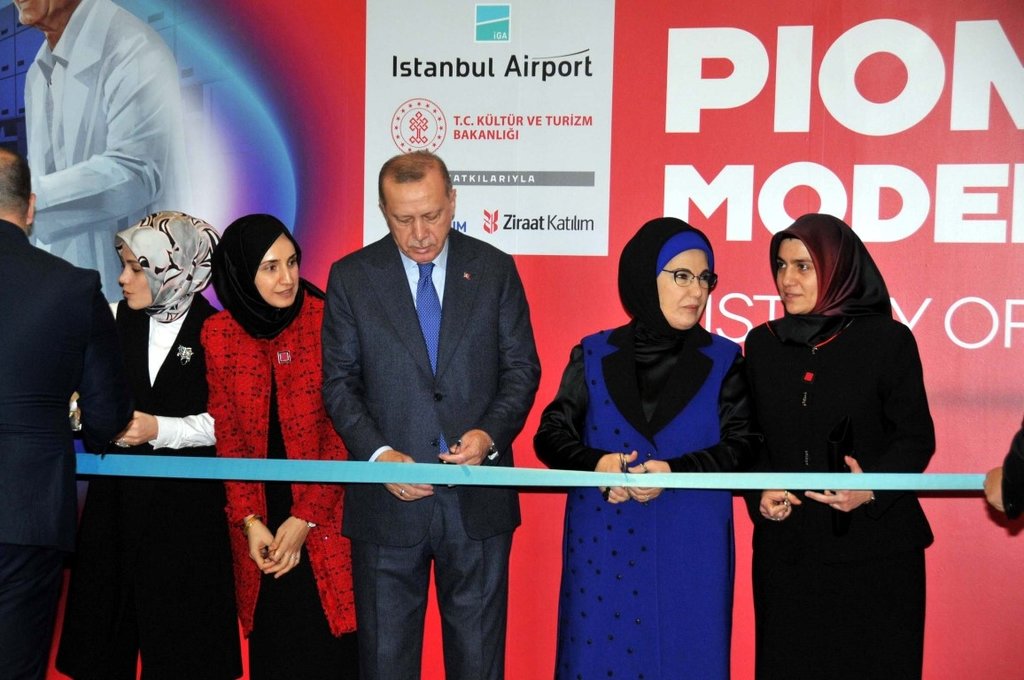 Başkan Erdoğan, İstanbul Havalimanı’nda sergi açılışına katıldı