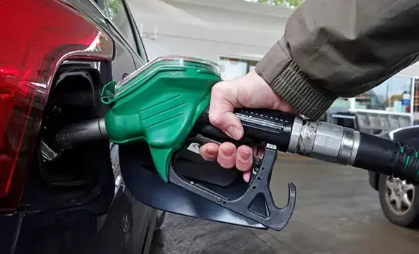depoyu-dolduracaklar-dikkat-bugun-benzin-motorin-lpg-fiyatlari-ne-kadar-30-eylul-akaryakit-fiyatlari-1790741254051.png
