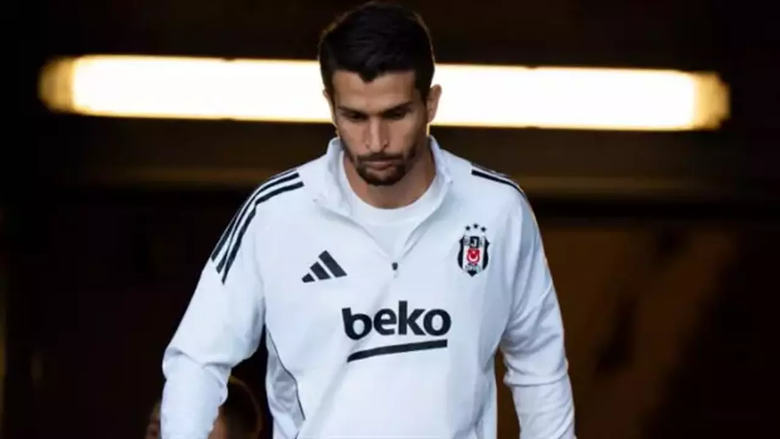 Beşiktaş’la yolları ayrılan Uysal’dan vefa paylaşımı