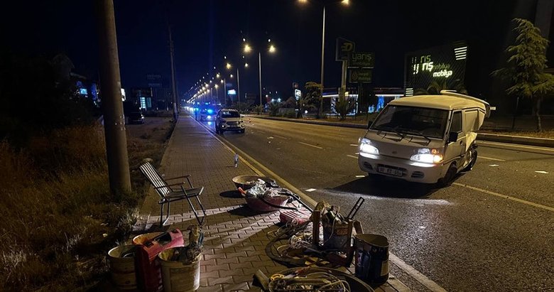 Balıkesir’de feci kaza! Kafa kafaya çarpıştılar