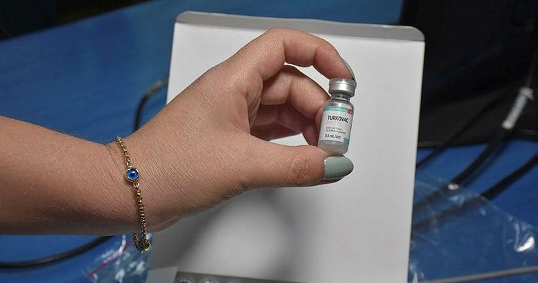 İzmir’de Turkovac çalışmaları: Gönüllülerde yan etki yaşandı mı?