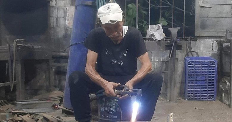 Aydın’da 5 metrelik çatıdan düşen usta öldü