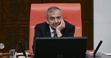 Sırrı Süreyya Önder’in aracına suikast düzeneği!