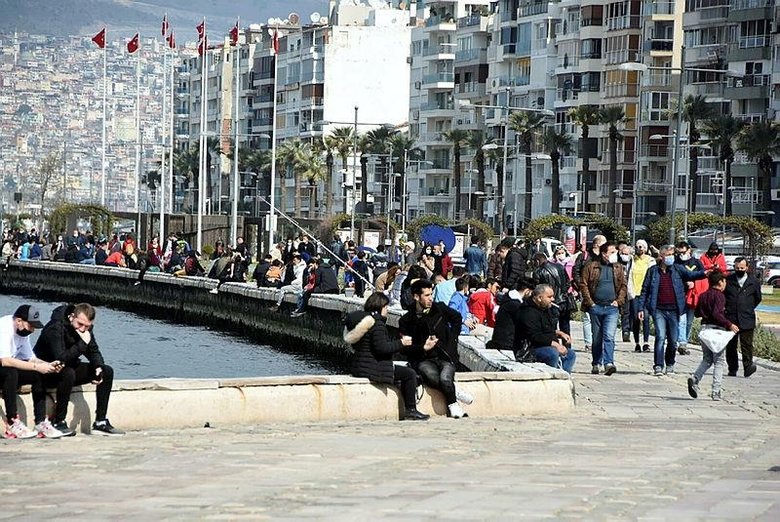 İzmir için uyardı: Vaka sayıları korkutucu düzeye gelecek