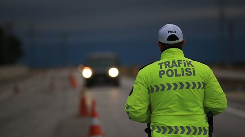 İzmir trafiğine bisiklet yarışı ayarı! Pazar günü toplu taşıma kullanacaklar dikkat!
