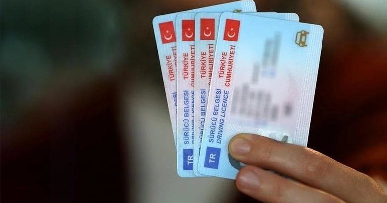 Eski tip ehliyet sahiplerine uyarı: Son tarih bugün