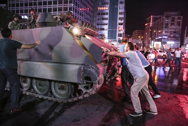 İstanbulspor - 🇹🇷 15 Temmuz hain darbe girişimine karşı canları