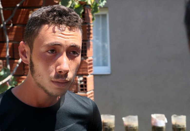 Foça’daki tekne faciasından sağ kurtulan genç, olay anını anlattı: Bir şaka uğruna...