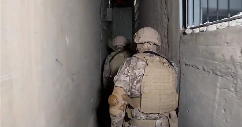 Organize suç örgütlerine yönelik operasyonlarda 80 şüpheli yakalandı