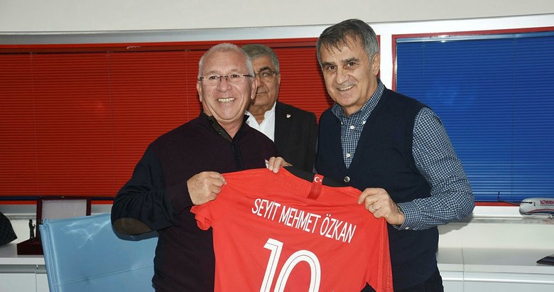 Şenol Güneş’ten Altınordu’ya övgü