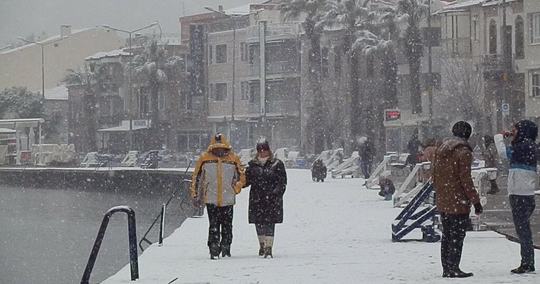 İzmir’de kar yağışı olacak mı? İşte 15 Ocak Meteoroloji hava durumu tahminleri...