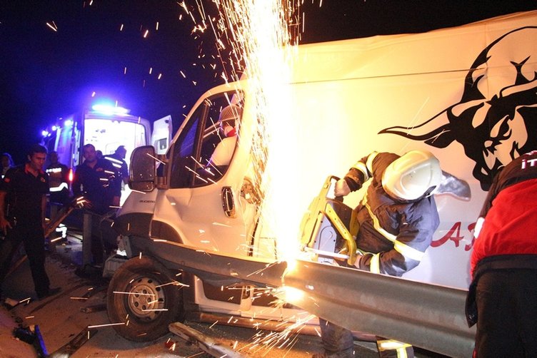 Manisa’da korkunç trafik kazası: 4 yaralı