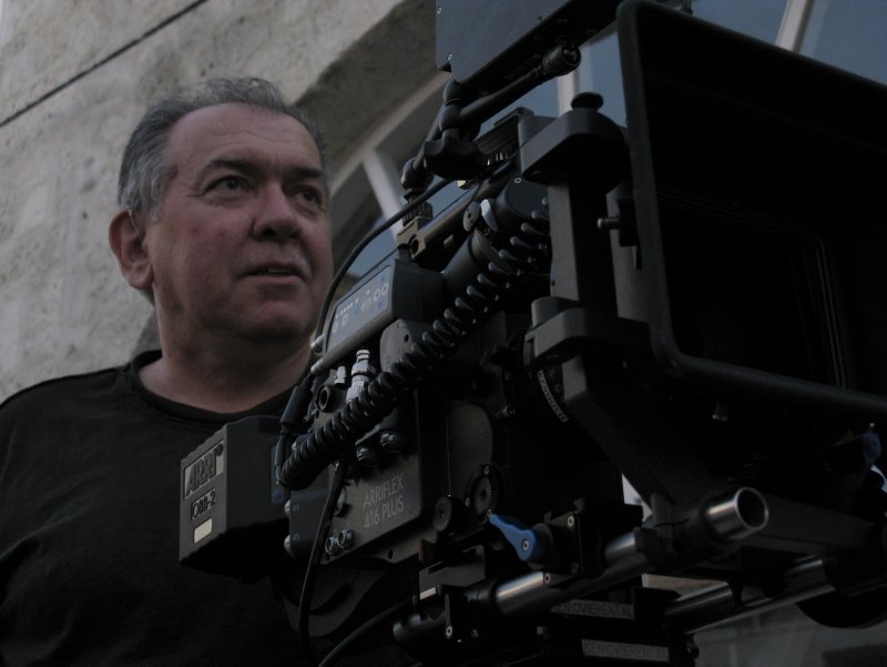 Ünlü yönetmen Erden Kıral hayatını kaybetti