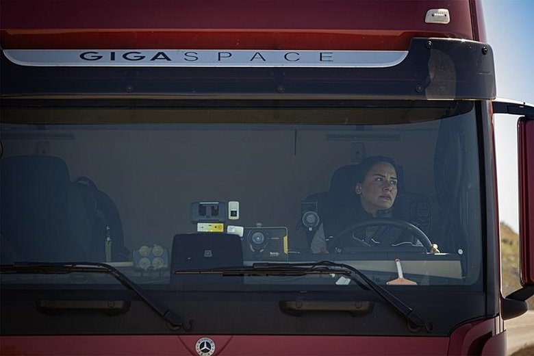 Yolların sultanı tır şoförü Leyla! Hikayesiyle örnek oldu