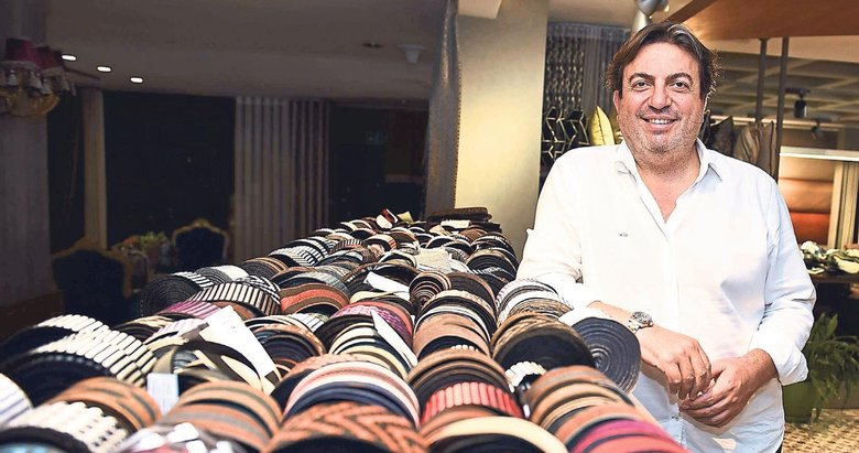 Küçük dükkanda başladı dünyada 550 bayiye ulaştı