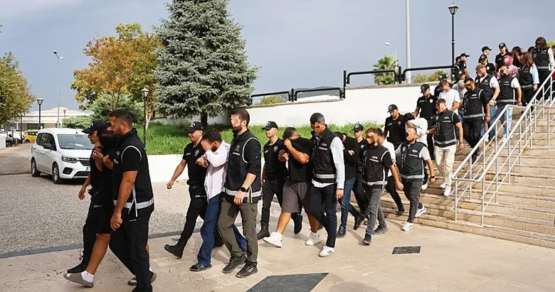 SON DAKİKA: ’Sokaklar Güvende’ operasyonunda flaş gelişme! Muğla ve İzmir dahil 8 şehirde 13 kişi tutuklandı
