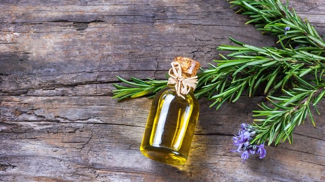 Biberiye yağı ne işe yarar? Biber yağının faydaları nelerdir?