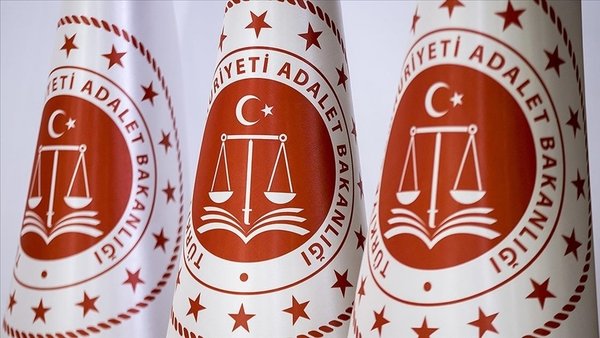 adalet-bakanligi-20-bin-personel-alimi-basvurusu-ne-zaman-basvuru-sartlari-neler-1753772218894.jpg