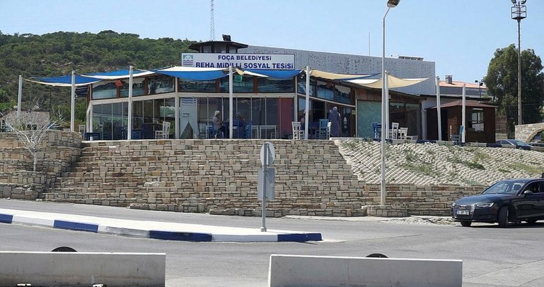 Foça Belediyesi’nin tesisi kaçak çıktı! Vatandaşlara fiş-fatura da kesilmiyor