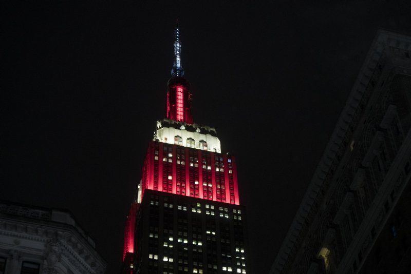 THY sponsor oldu! Empire State Binası kırmızı beyaza büründü