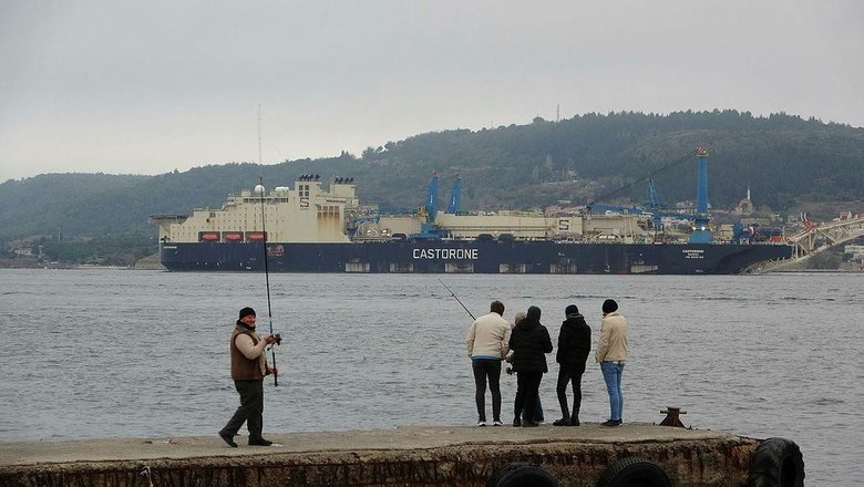 Çanakkale’den bir dev geçti! Boğaz, onun için trafiğe kapatıldı