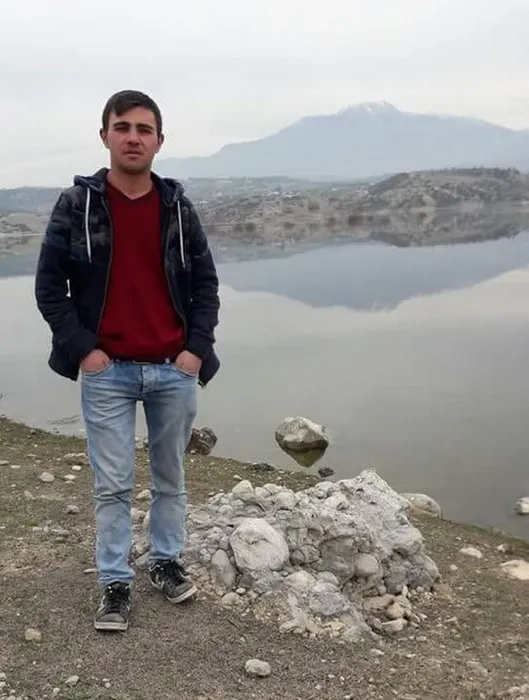Torununun odasında gördüğü genci tüfekle vurdu