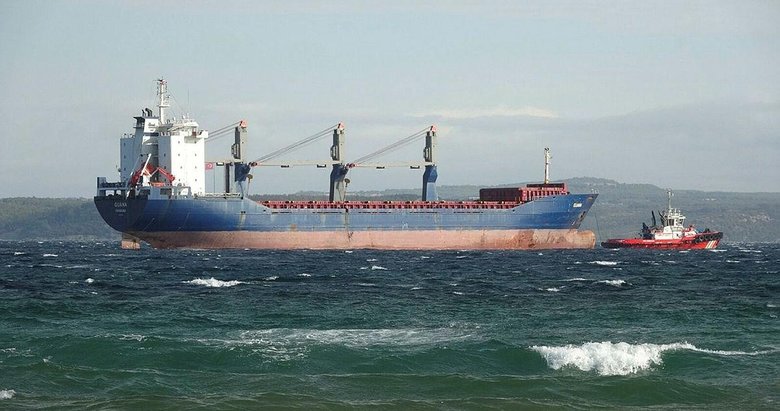 Çanakkale Boğazı’nda kargo gemisinde makine arızası