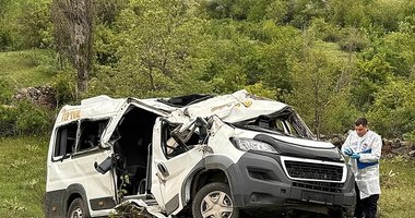 Yozgat’ta okul servisi devrildi!