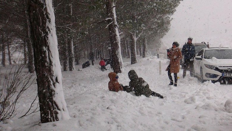 Ne Uludağ, ne Palandöken, burası Muğla! Binlerce vatandaş oraya akın etti