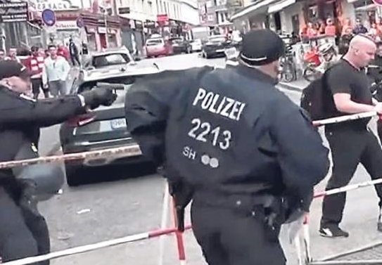 Hollanda geri döndü