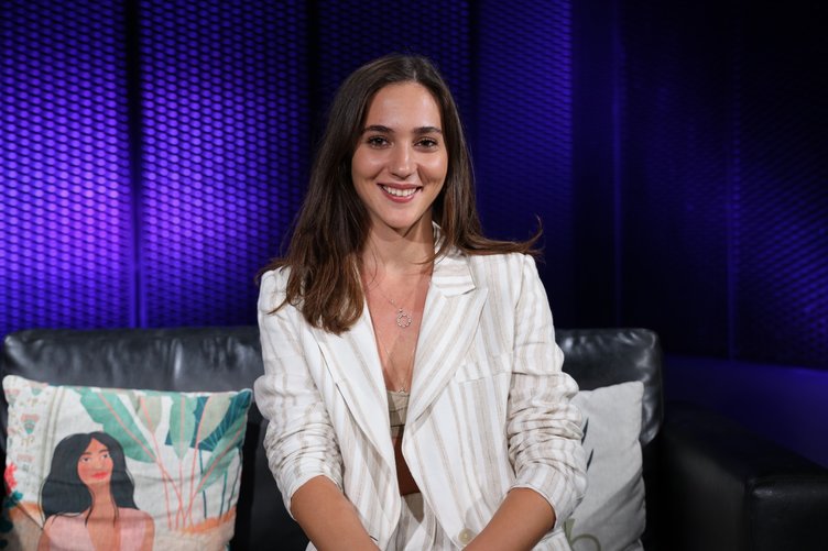 Üç Kız Kardeş’in Derya’sı Melisa Berberoğlu: Özgü Kaya ve Almila Ada ile gerçekten üç kız kardeş gibi olduk