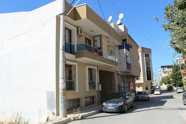 İzmir Buca’da şüpheli ölüm! Evinde başından vurulmuş bulunan Tuğçe, hastanede öldü