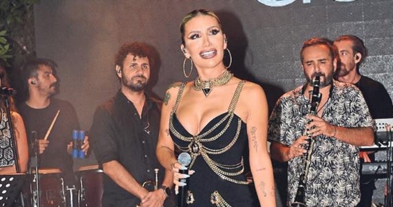 Ünlüler tasarımcının düğününde buluştu