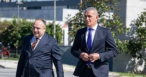 son-dakika-tff-acikladi-vincenzo-montellanin-gorevine-son-verildi-1791560633423.png