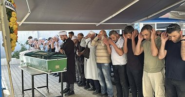 Minik öğrenci hamburger kurbanı
